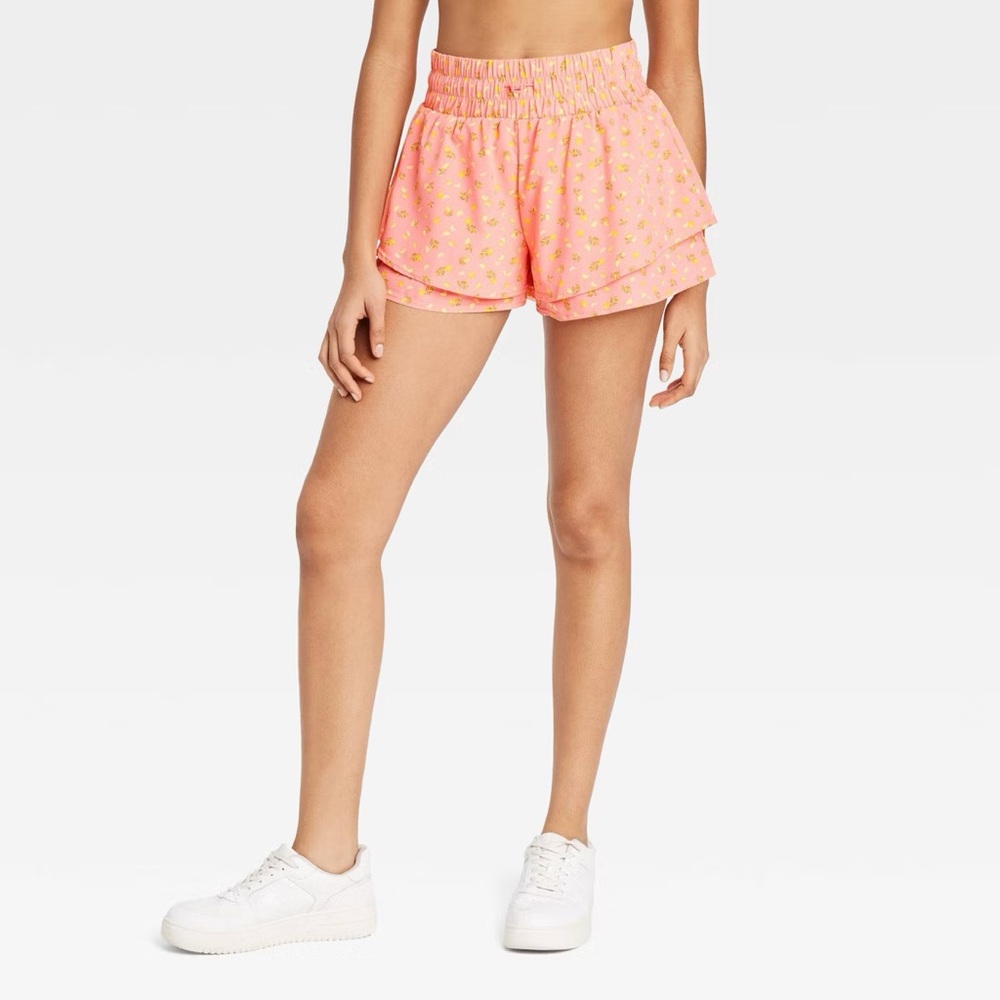 JoyLab Women's 2.5" Double Layer Woven Mid-Rise Shorts Citrus Print